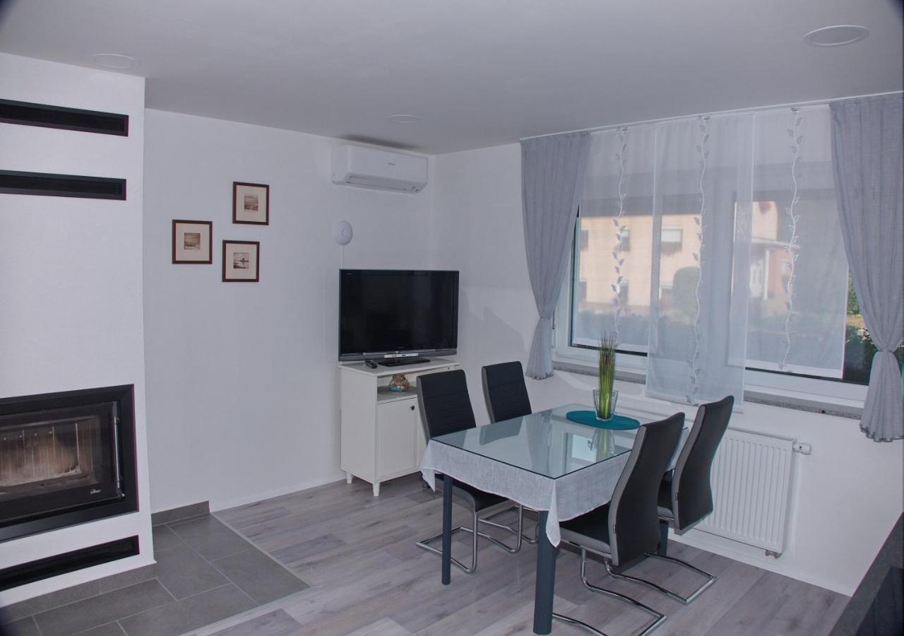 Apartmaji Anita Begunje pri Cerknici Exteriör bild