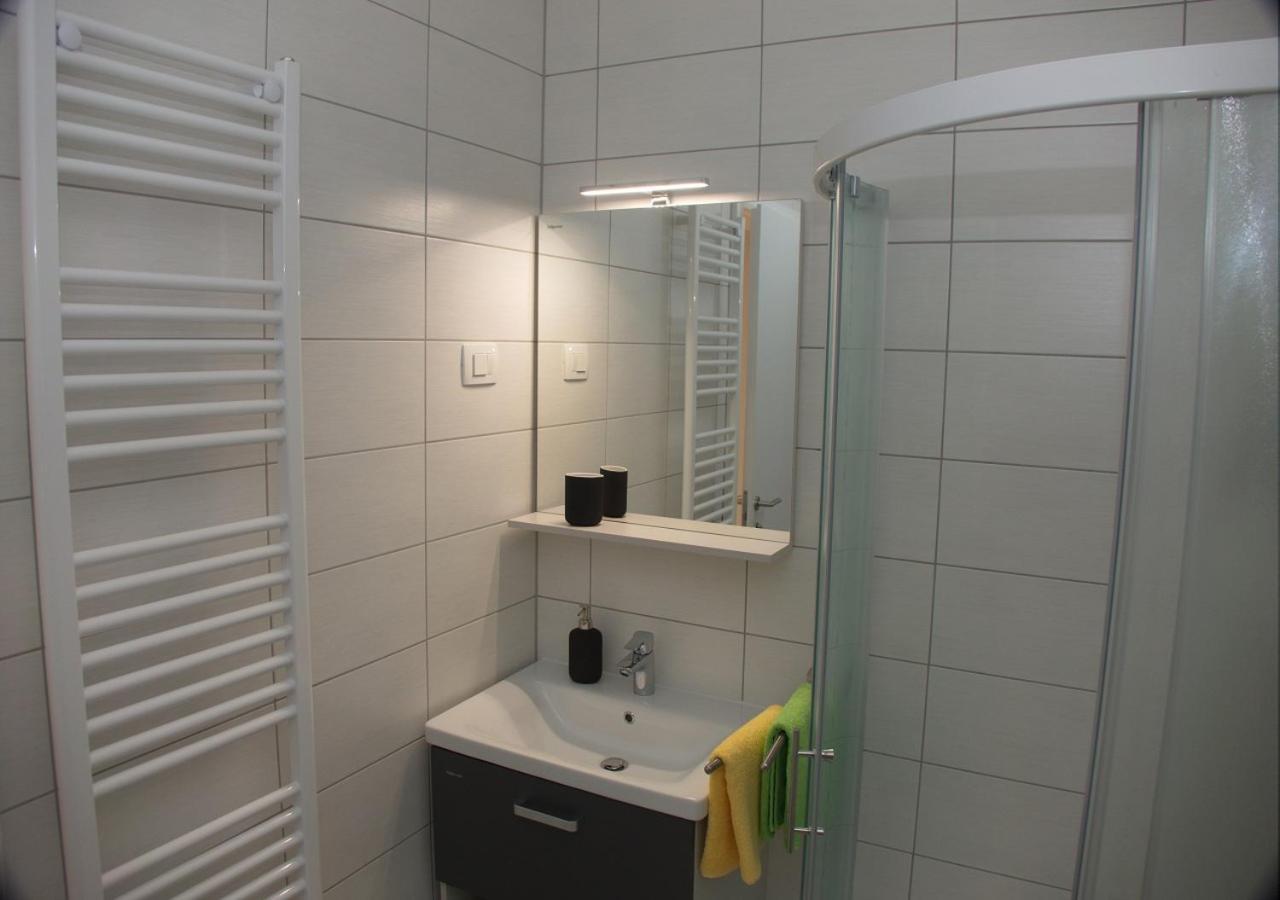 Apartmaji Anita Begunje pri Cerknici Exteriör bild