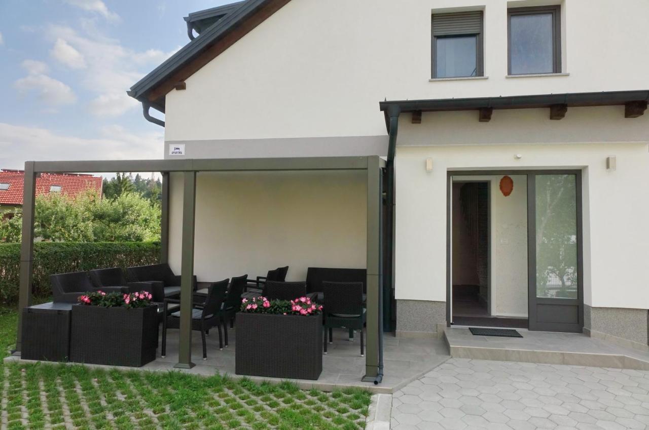 Apartmaji Anita Begunje pri Cerknici Exteriör bild