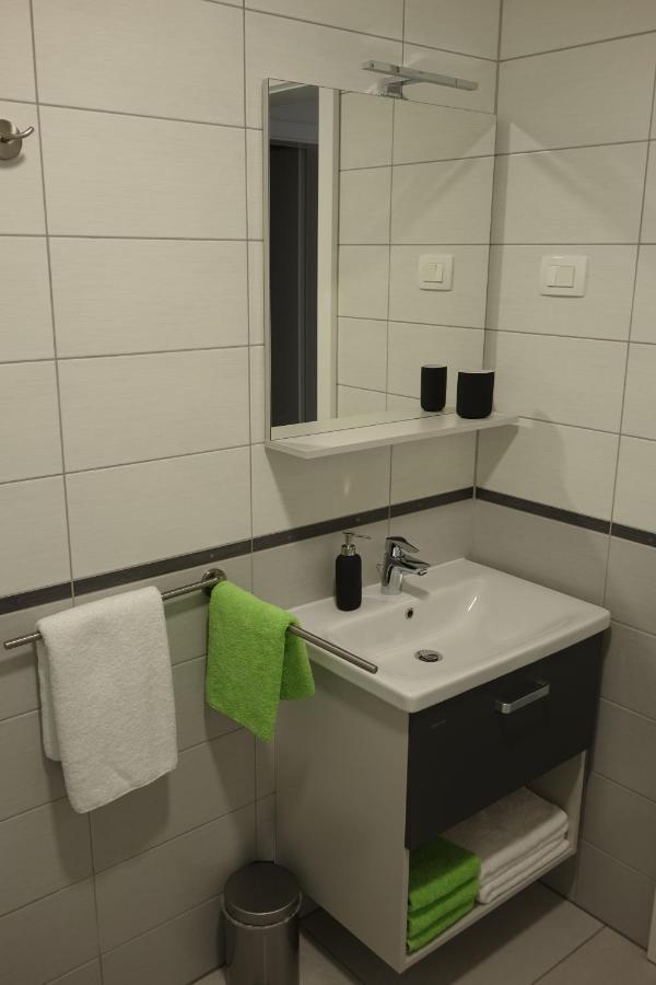 Apartmaji Anita Begunje pri Cerknici Exteriör bild